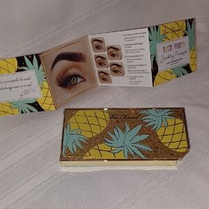 Too Faced Sparkling Pineapple Palette